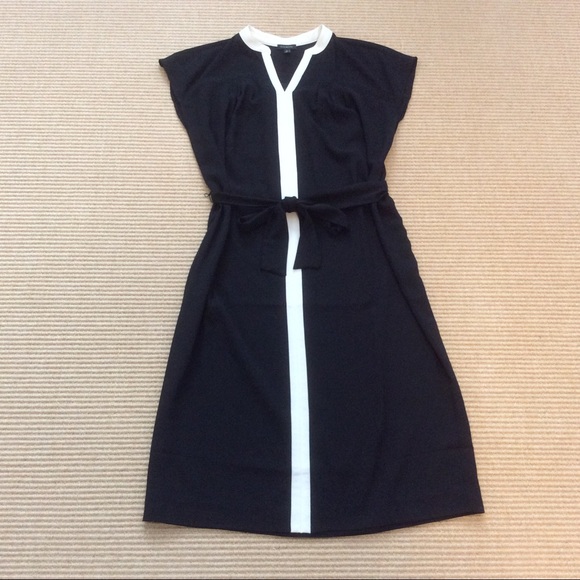 Talbots Black Sleeveless Sheath Dress Size 8 -NWOT - Picture 4 of 10